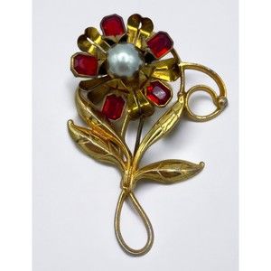 Vintage Midcentury Large Gold Tone Red Crystal Flower Brooch 3.5"